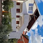 Apartments Jenny - 300M To The Beach