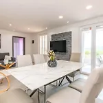 Nice Home In Stankovci With Kitchen