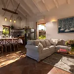 Peaceful Villa Palma With A Pool In Dubrovnik