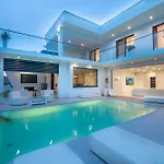 My Dalmatia - Luxury Villa Michelle With Private Infinity Pool, Sea View Jacuzzi, Sauna And Home Gym