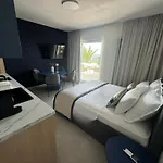 Apartments Dernaj