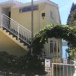 Apartments Ljiljana