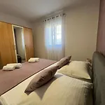 Apartments Nika