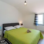 Lovely Home In Benkovac With Wifi