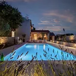 Villa Bandela