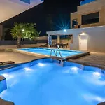 Villa Gina