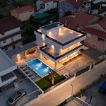 Villa Gemella