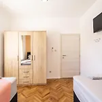 Cozy Home In Biograd Na Moru With Wi-Fi