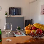 2 Bedroom Stunning Home In Vela Luka