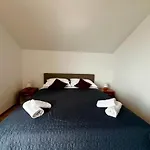 Apartments Lira