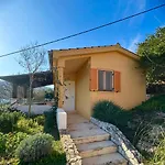 Villa Rava Hotel & Restaurant