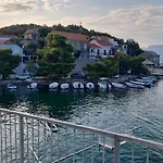 Apartmani Ancora, Crkvice