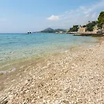 Villa Nedia - 2 Apartments With Private Pool & Sea View