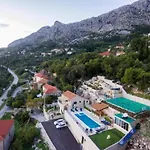 Breathtaking Scenic Villa With Pool