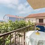 Nice Apartment In Zadar With Wifi