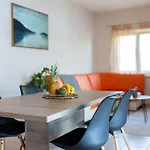 Nice Home In Vela Luka With Kitchen