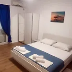 Apartments Mat
