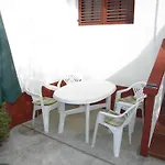 Apartments Pere - Parking And Barbecue