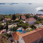 Villa Tereza With Private Pool, Jacuzzi & Sea View