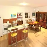 Apartment Lara