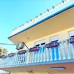 Apartments Niko - 40M From The Beach