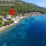 Bella Perna 3-Bedroom Beachfront Apartment