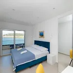 Villa Navis In Rogotin - Haus Fuer 8 Personen