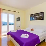 Three Bedroom Holiday Home, Pool , Sauna, Terrace