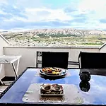 Apartments Sv. Jelena 1