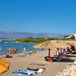 Apartment Mit Meerblick, 50 Meter Vom Sandstrand - Nin