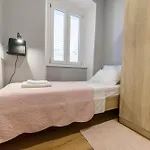 Apartman Poluotok 2