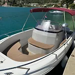 Apartment Lucija - Waterfront With Sunbeds!
