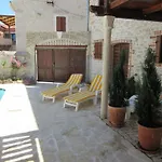 Studio Romantica In Zadar Mit Gemeinsamem Pool