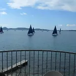 Grosse Ferienwohnung Mit Balkon Und Fantastischem Meerblick, Direkt Am Strand