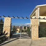 Ihr Ferientraum Direkt Am Meer Mit Pool
