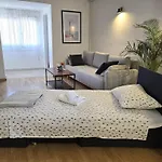 Lpaula, Zadar