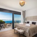 Lavida Penthouse, With Jacuzzi And Sauna