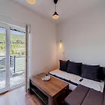 Stunning Apartment In Zuljana With Wifi