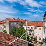 Studio And 2 Rooms Zadar City Walls