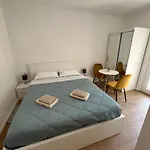 Green Oasis For Two, 30 Meters From Sea