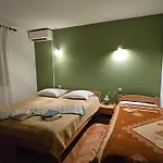 Apartments Sidro