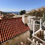 Villa Monte Santo By Duhomes