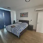 Villa Maestro