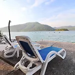 Apartments More & Ja - One Bedroom Apartment With Terrace And Sea View 1 Istok