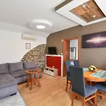 Apartments Liljana Privlaka