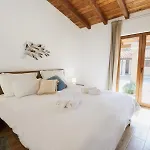 Stunning Villa For 10 People With Large Heated Pool-50M2, Jacuzzi And Gym - By Ta Leut Agency
