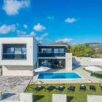 Villa F&A Zadarvillas