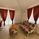 Apartments Villa Eva