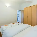 Apartments Mare