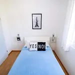 Maia Lena Drei Zimmer Wohnung